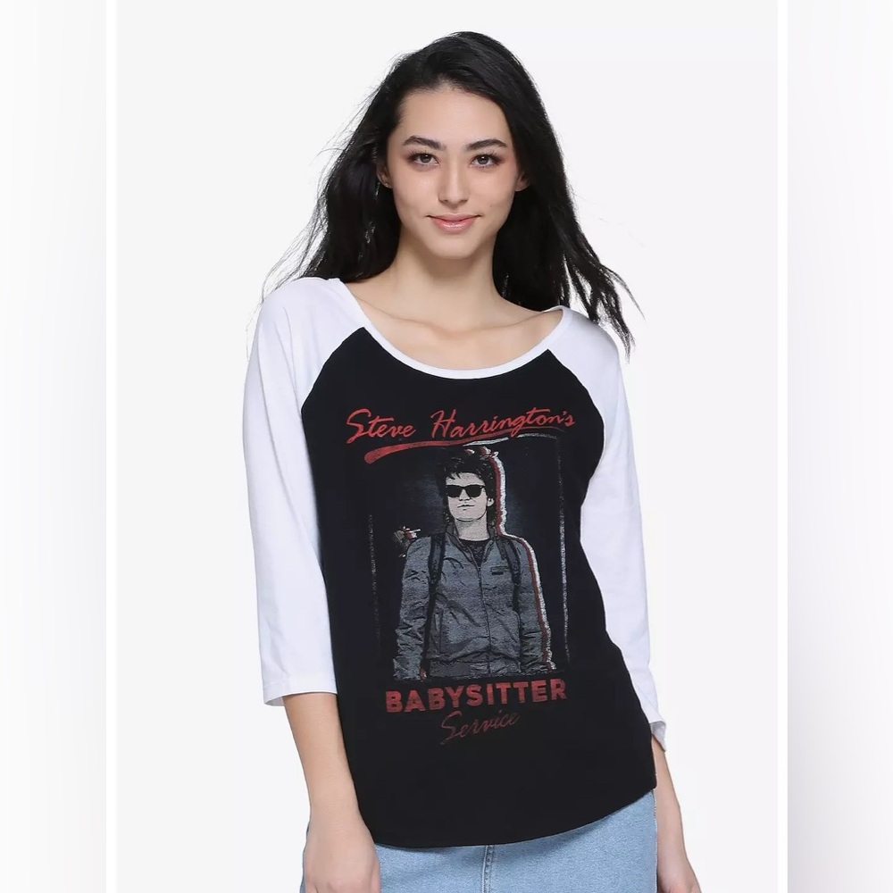 Netflix Stranger Things‎ Steve Harrington “Babysitter” Raglan Tee 🕶️🧇